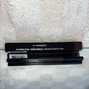 MAC Eye Brows Styler in Genuine Aubergine